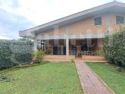 Villa bifamiliare in vendita a Pomezia