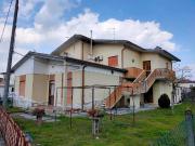 Villa bifamiliare in vendita a Porto Viro