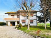 Villa bifamiliare in vendita a Porto Viro via Roma, 5