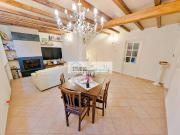 Villa bifamiliare in vendita a Querceta, Seravezza
