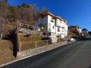 Villa bifamiliare in vendita a Ravascletto via Dal...