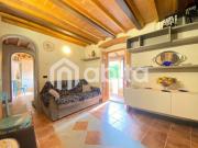 Villa bifamiliare in vendita a Reggello