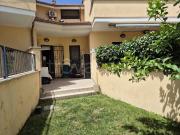 Villa bifamiliare in vendita a Roma via Anna Lorenzetto,...