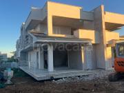 Villa bifamiliare in vendita a Roma via Cantoira, 51,...