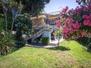 Villa bifamiliare in vendita ad Anzio via dei Frassini,...