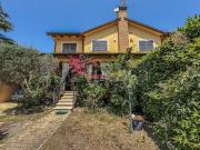 Villa bifamiliare in vendita a Roma via Lavarone, Infernetto