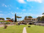 Villa bifamiliare in vendita a Roma via Nomentana, 960,...