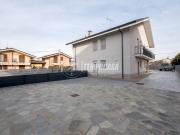 Villa bifamiliare in vendita a Rosta