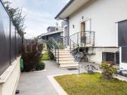 Villa bifamiliare in vendita a San Cesareo via Monte di Casa