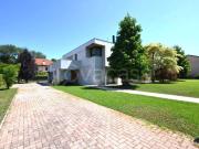 Villa bifamiliare in vendita a Selvazzano Dentro via...
