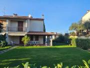 Villa bifamiliare in vendita a Todi
