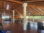 Villa bifamiliare in vendita a Varese