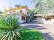 Villa bifamiliare in vendita a Velletri via del Boschetto, 6