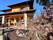 Villa bifamiliare in vendita ad Albano...