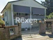 Villa bifamiliare in vendita ad Albuzzano via Salvatore...