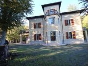 Villa bifamiliare in vendita ad Alessandria via...