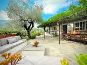 Villa bifamiliare in vendita ad Apricale