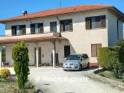 Villa bifamiliare in vendita ad Arcevia