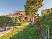 Villa bifamiliare in vendita ad Ardea via Nure, 3, Tor...