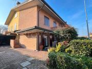 Villa bifamiliare in vendita ad Argenta via Berlino, 5