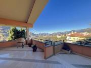 Villa bifamiliare in vendita ad Atina via Capodichina