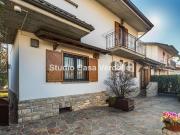 Villa bifamiliare trilocale 195mq Villa bifamiliare trilocale 195mq