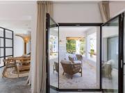 VILLA BLANCA – ELEGANCIA IBICENCA CON VISTAS AL MAR EN...
