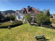 Villa bourgeoise avec vue sur 2400 m2 de terrain