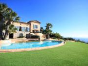 Villa Bourgeoise De 8 Pieces Avec Vue Mer Panoramique...