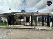 Casa de venta en Av. Hurtado de Mendoza – código:20656