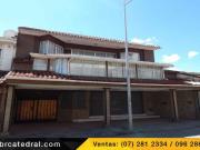 Casa de venta en Av Loja Pichincha – código:16883
