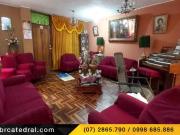 Casa de venta en Centro – código:17563