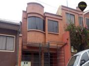 Casa de venta en Sector Narancay La Calera. – código:16065