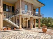 Villa Castiglione del Lago Perugia DLS91768284