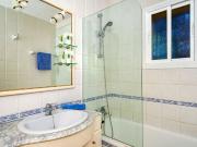 VILLA CERCA DE PUERTO BANÚS