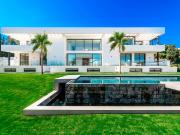 Villa / Chalet de 1038 m2 en venta en Marbella, Andalucía