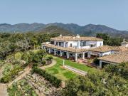 Villa / Chalet de 1254 m2 en venta en Urbanización...