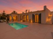 Villa / Chalet de 155 m2 en venta en Marbella, España