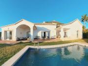 Villa / Chalet de 190 m2 en venta en Istán, España