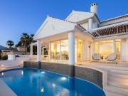 Villa / Chalet de 233 m2 en venta en Marbella, España