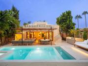 Villa / Chalet de 333 m2 en venta en Marbella, España