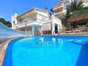 Villa / Chalet de 339 m2 en venta en Rosas, Cataluña