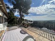 Villa / Chalet de 343 m2 en venta en Chiva, Comunidad...