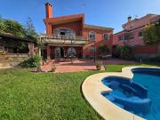 Villa / Chalet de 350 m2 en venta en Alhaurín de la...