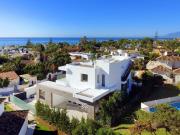 Villa / Chalet de 384 m2 en venta en Marbella, España