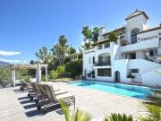 Villa / Chalet de 400 m2 en venta en Marbella, España