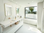 Villa / Chalet de 495 m2 en venta en Marbella, España