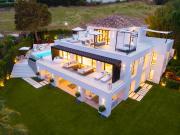 Villa / Chalet de 516 m2 en venta en Nueva Andalucía,...