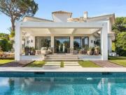 Villa / Chalet de 533 m2 en venta en Marbella, Andalucía