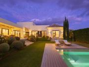 Villa / Chalet de 581 m2 en venta en Marbella, Andalucía